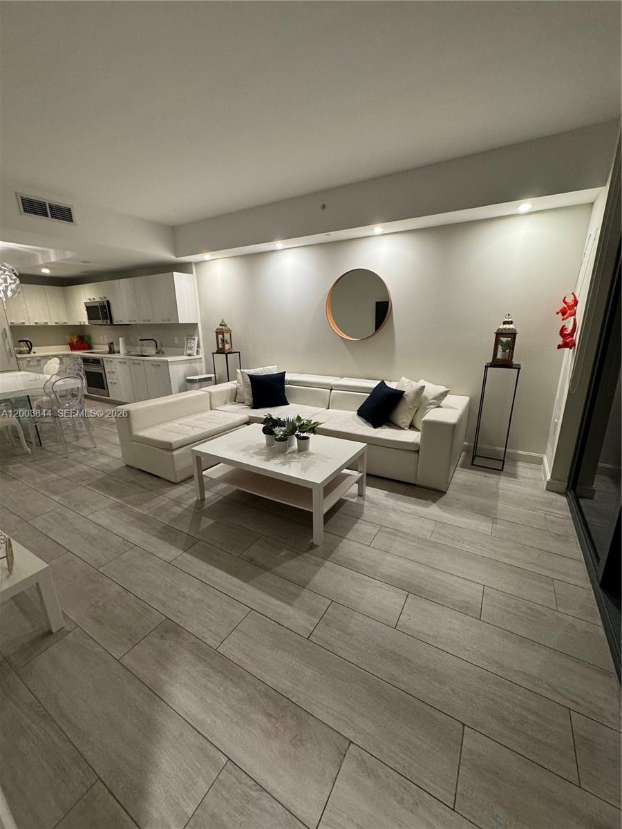 image Brickell Heights West4