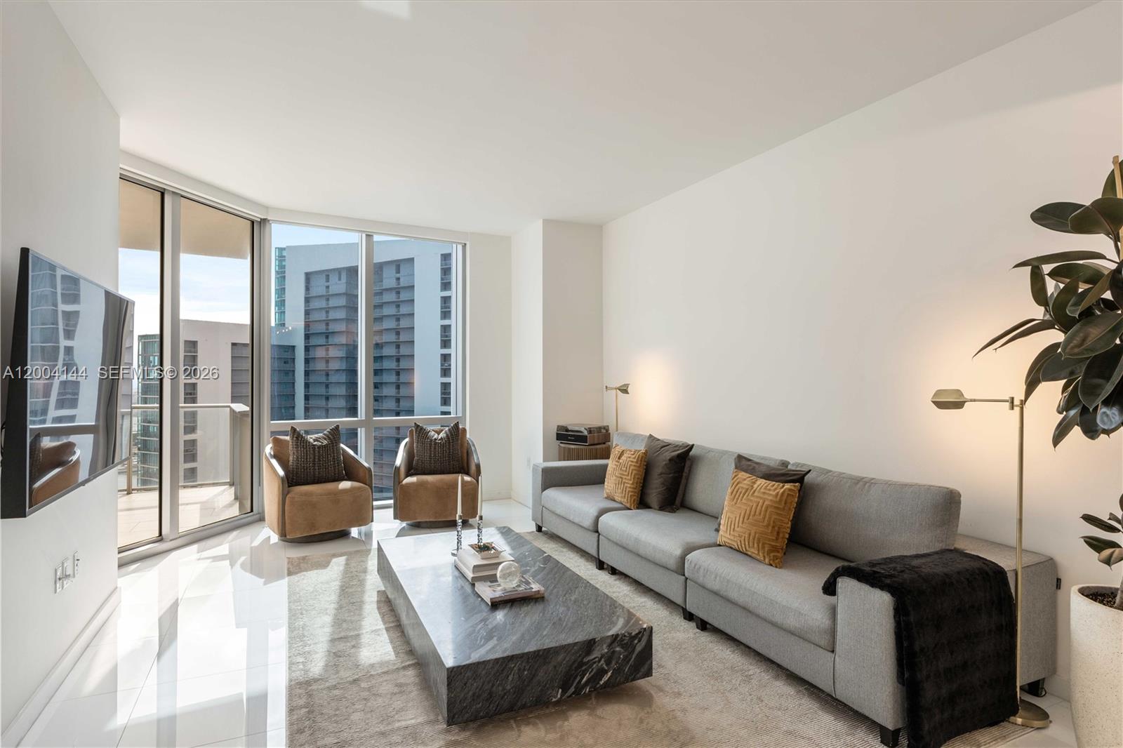 851 NE 1st Ave #4405