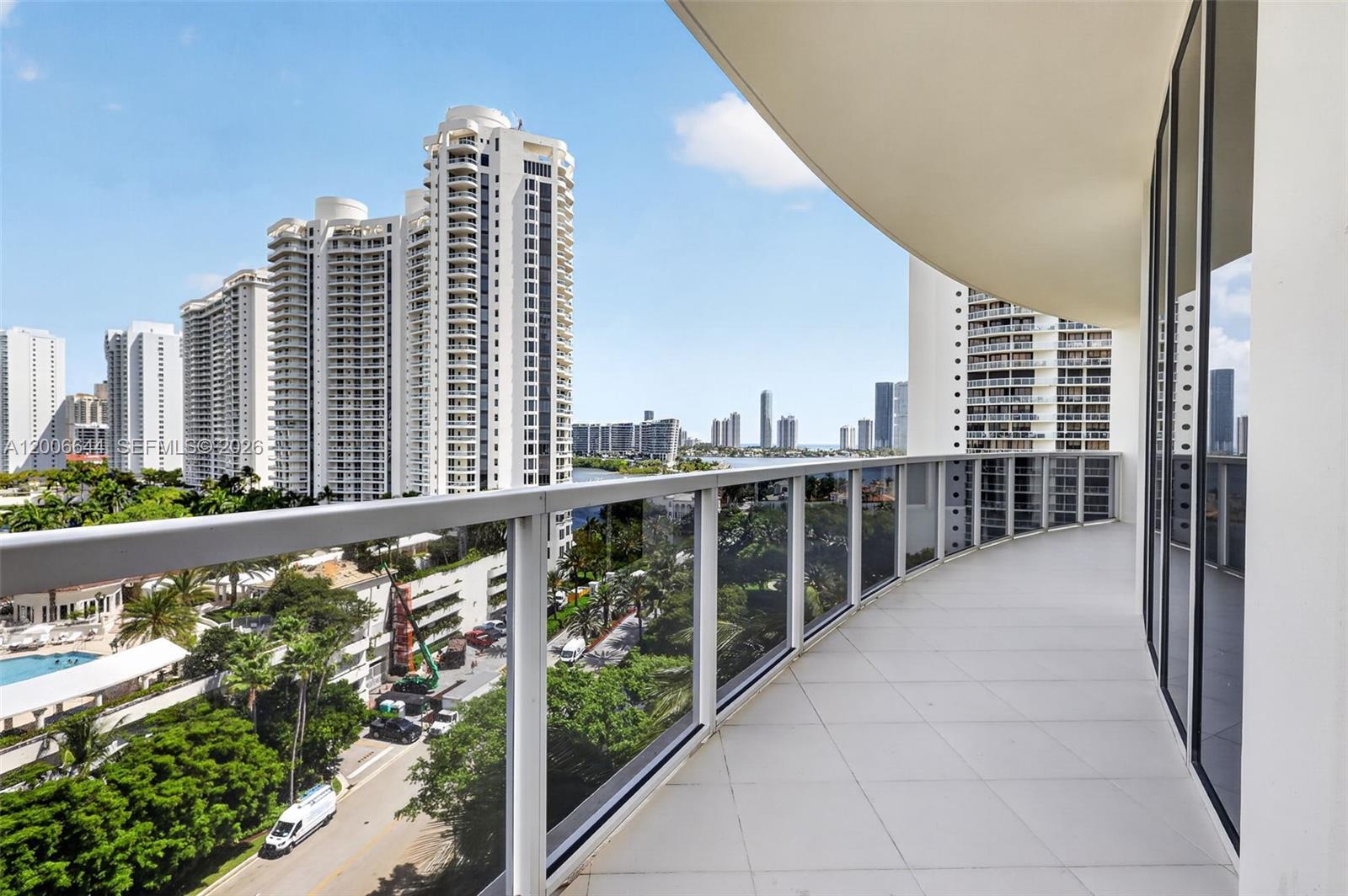 4100 Island Blvd #904 Aventura, FL 33160