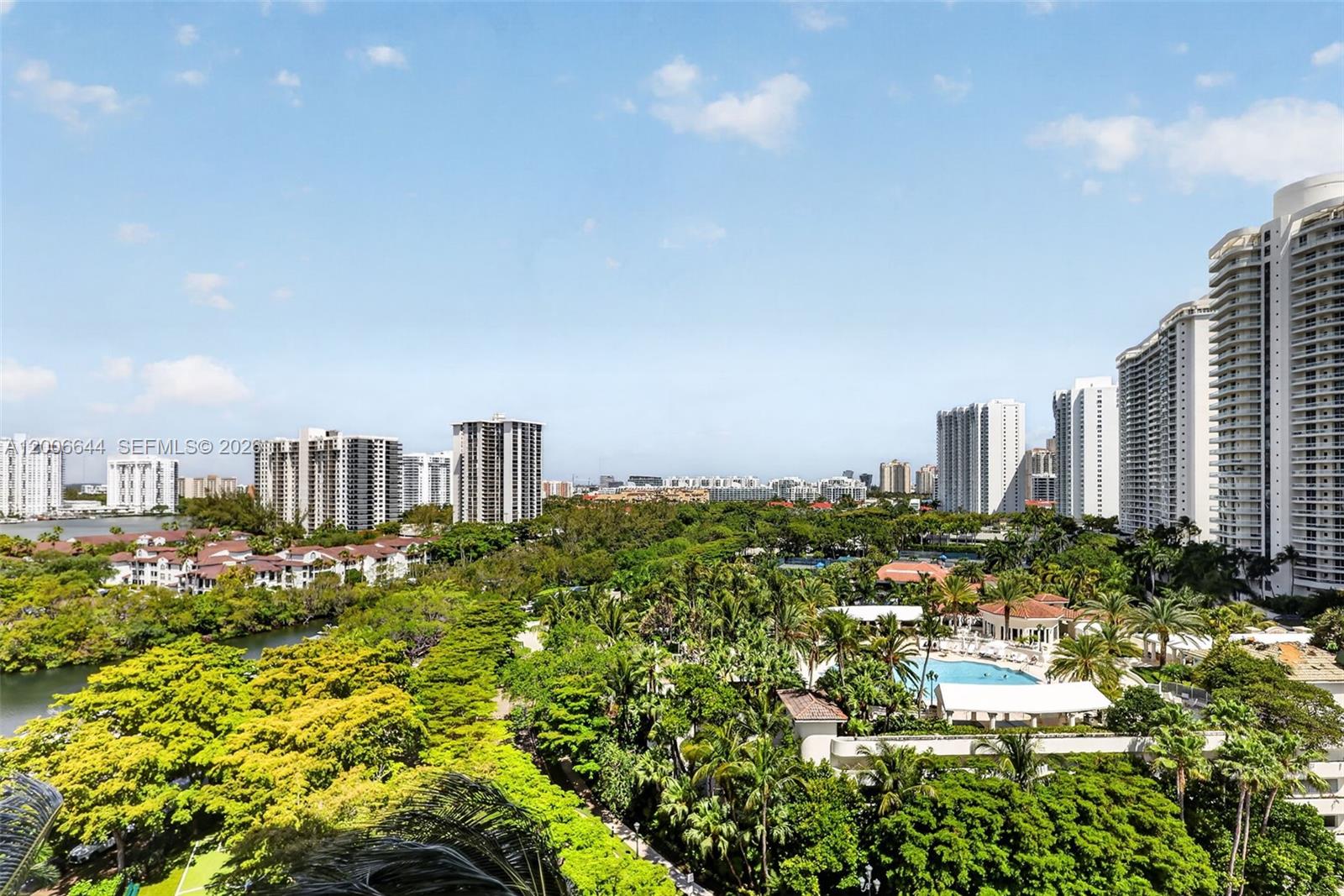 4100 Island Blvd #904 Aventura, FL 33160