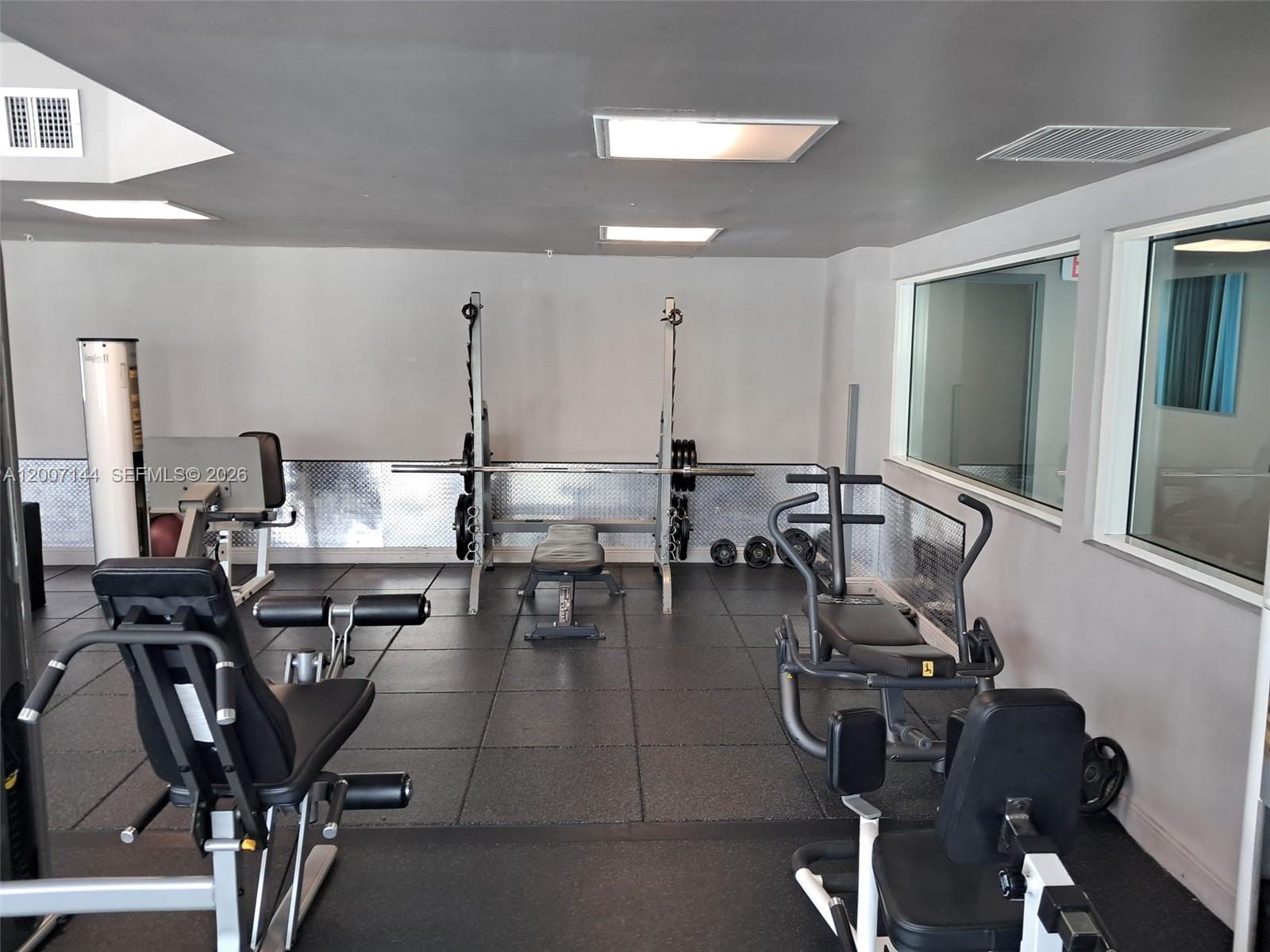 image 1800 Biscayne Plaza12