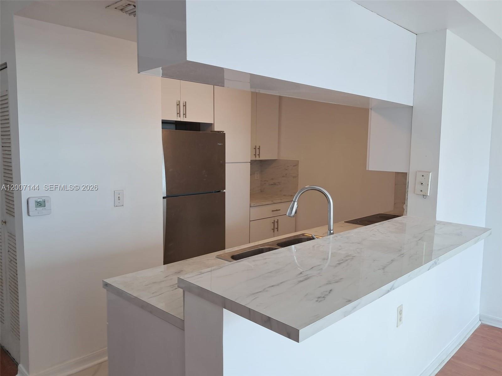 image 1800 Biscayne Plaza13