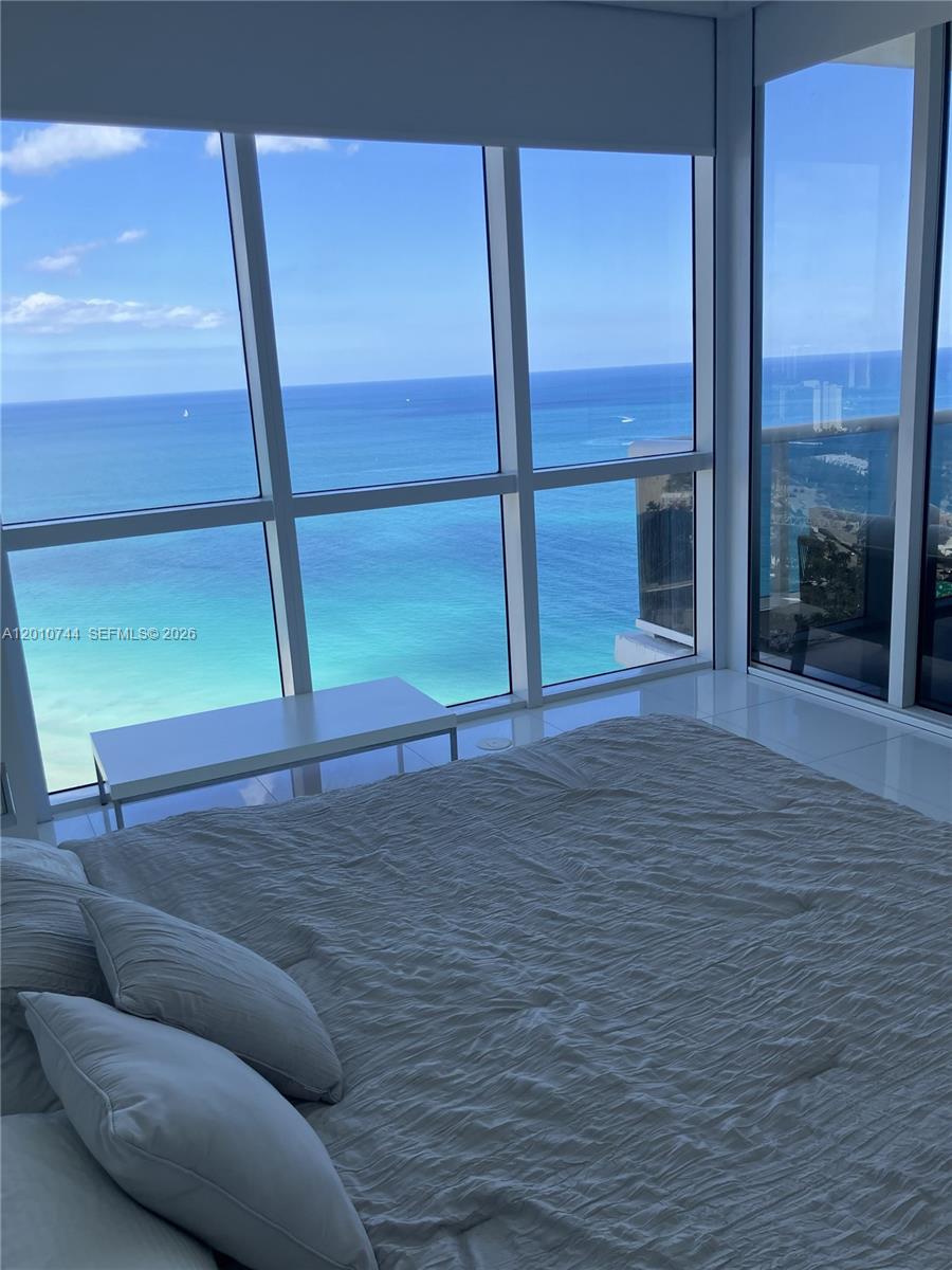 image Trump Royale18