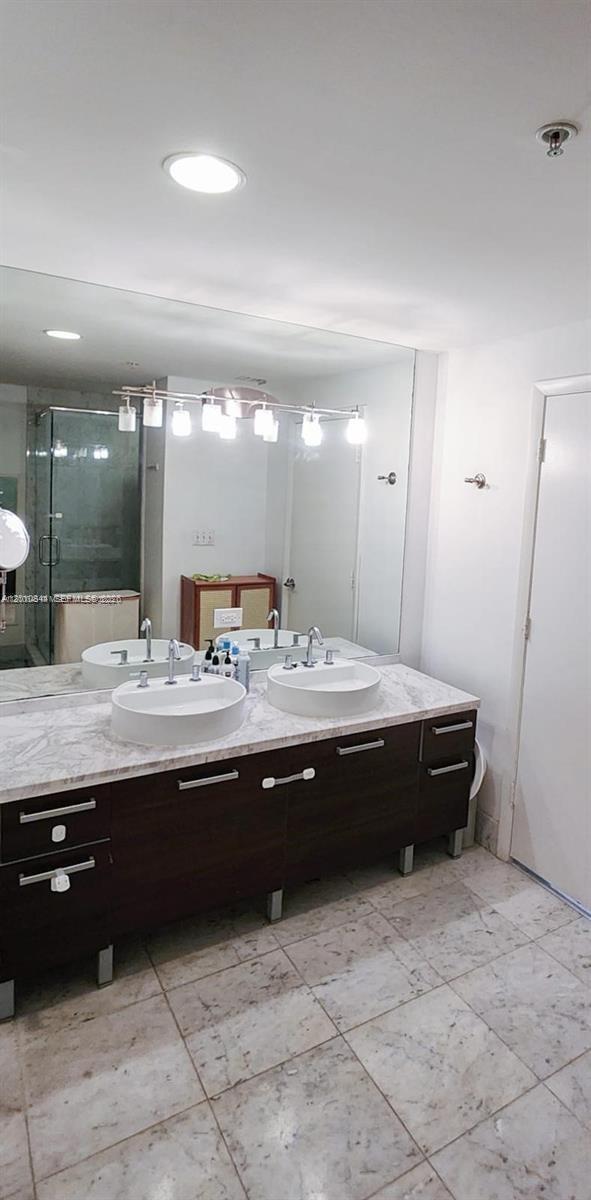 244 Biscayne Blvd #301 Miami, FL 33132
