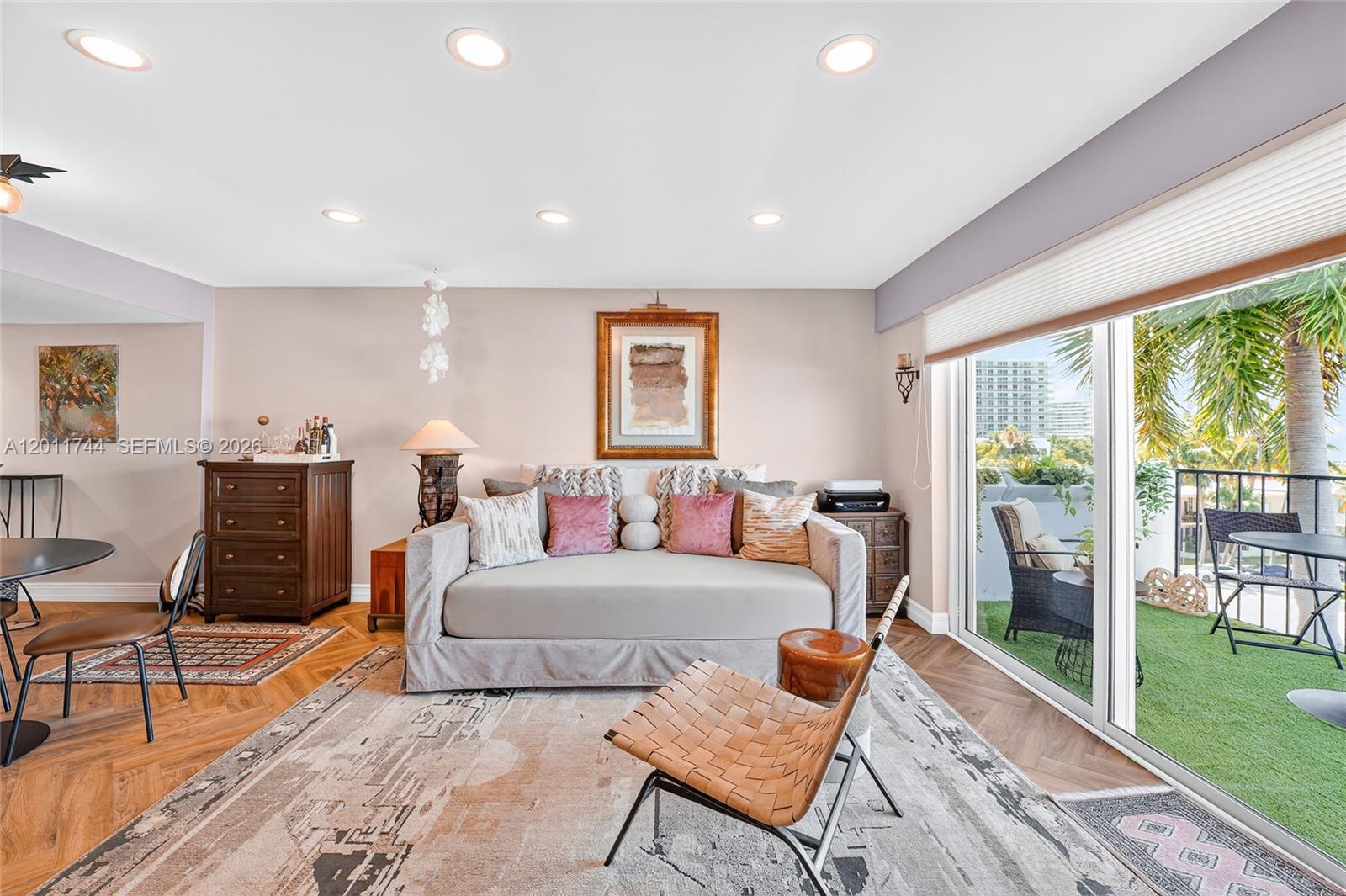 1455 West Ave #501