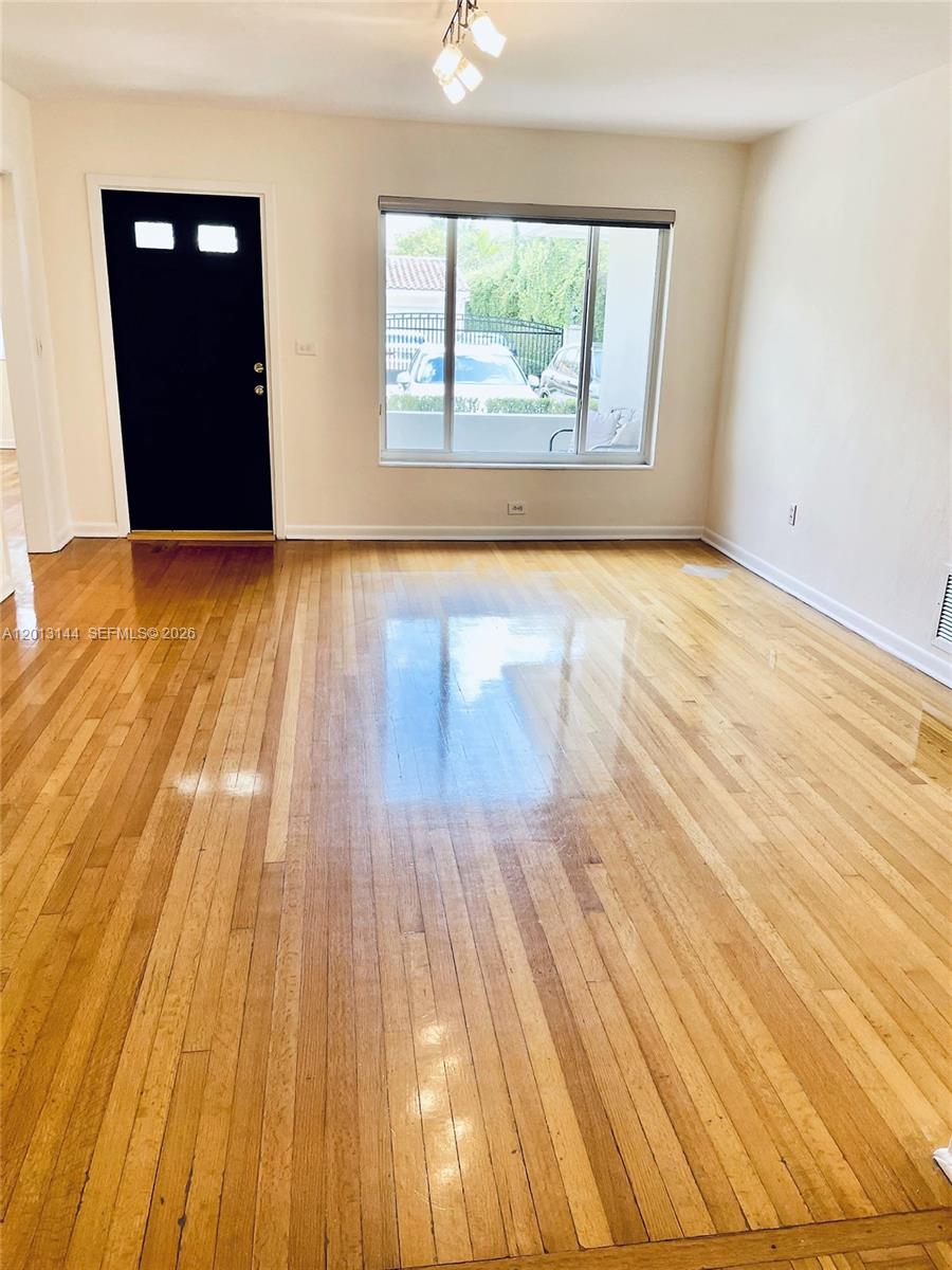 813 Angelo Ave Coral Gables, FL 33134