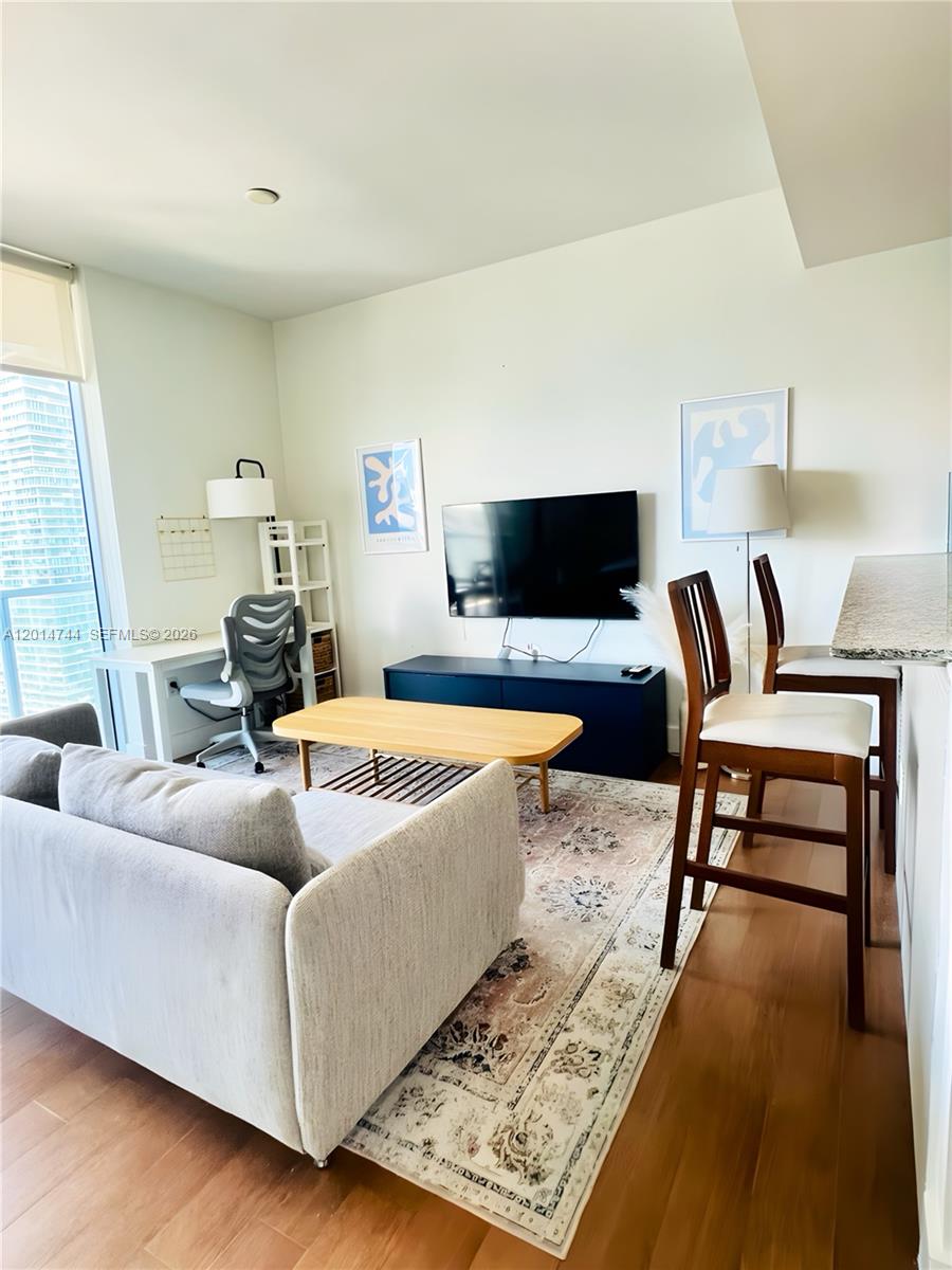 1060 Brickell Ave #3709