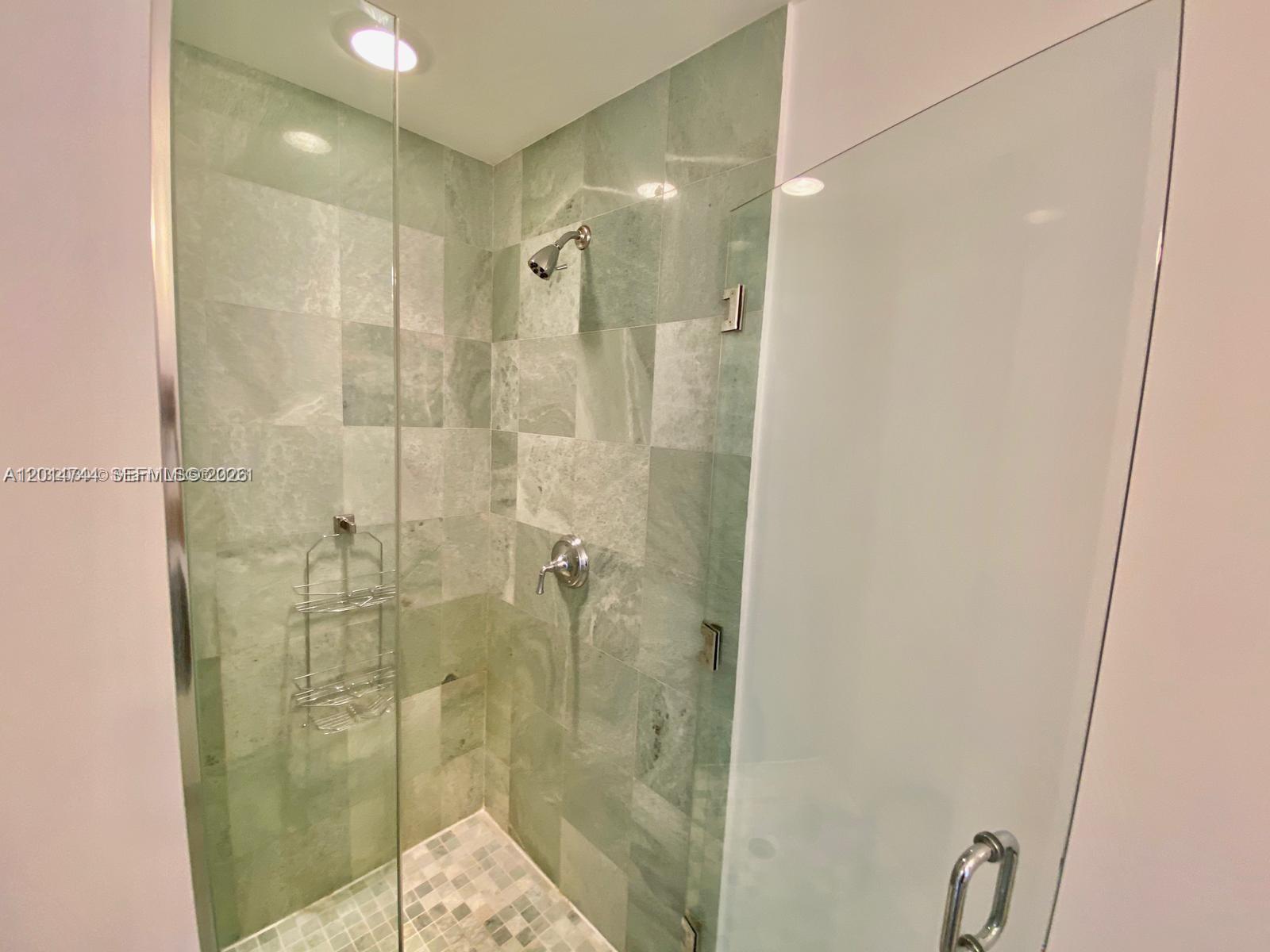 image 1060 Brickell - 106017