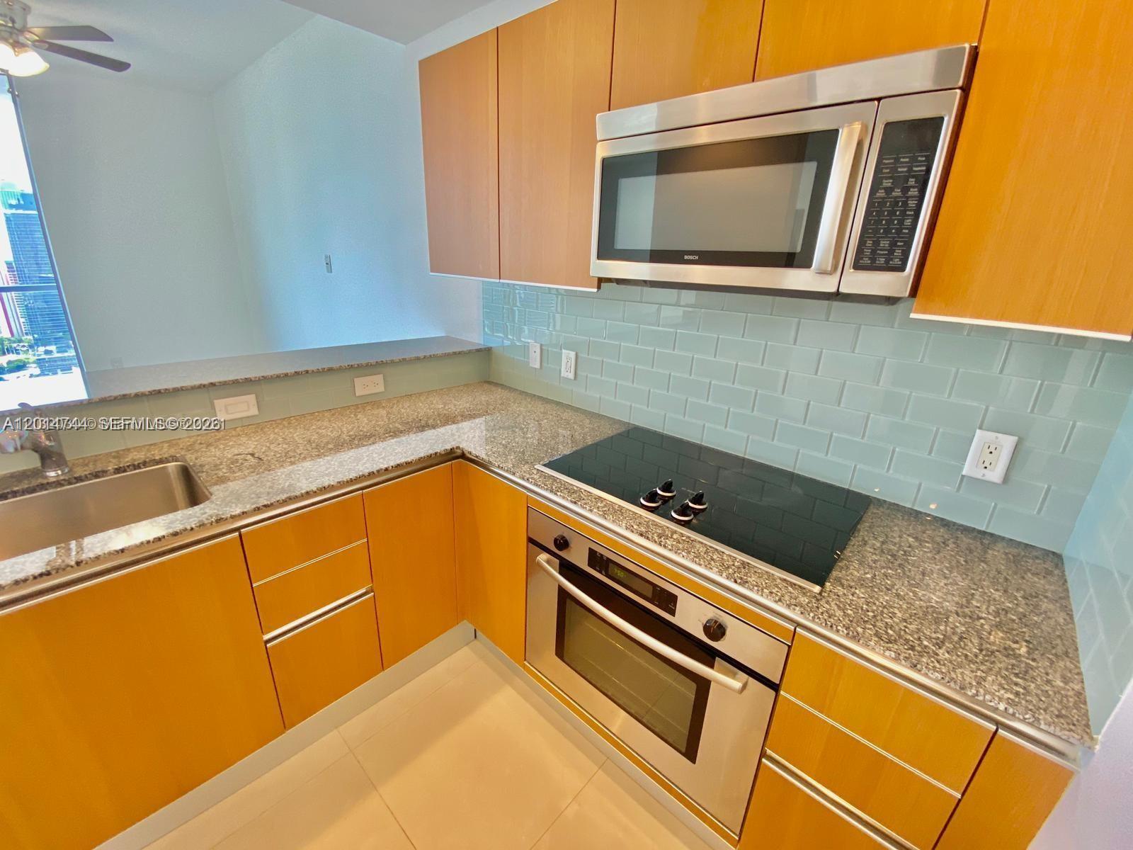 image 1060 Brickell - 10605