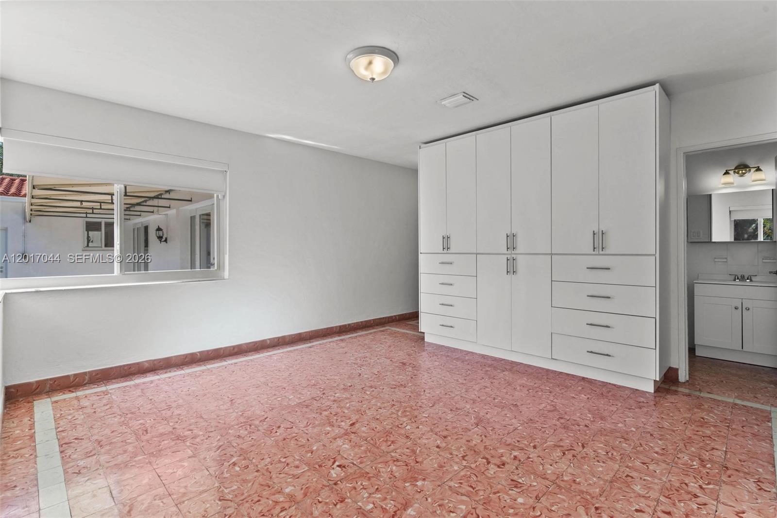 2900 Granada Blvd Coral Gables, FL 33134