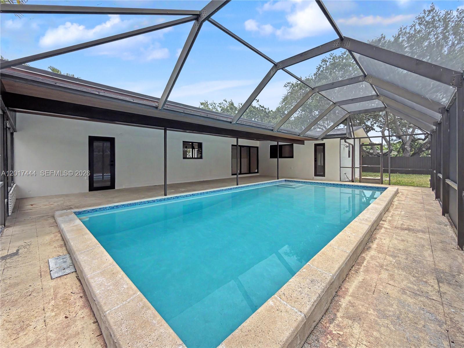 8340 SW 154th Ter Palmetto Bay, FL 33157