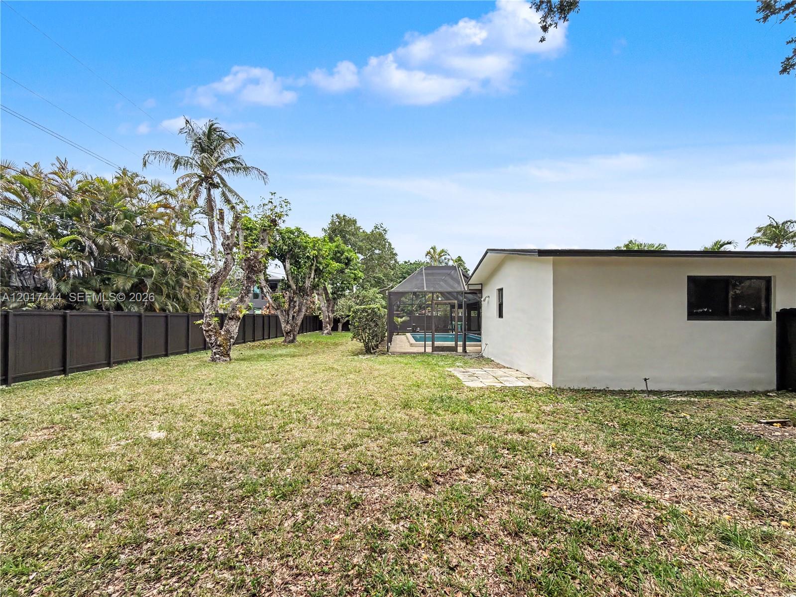 8340 SW 154th Ter Palmetto Bay, FL 33157