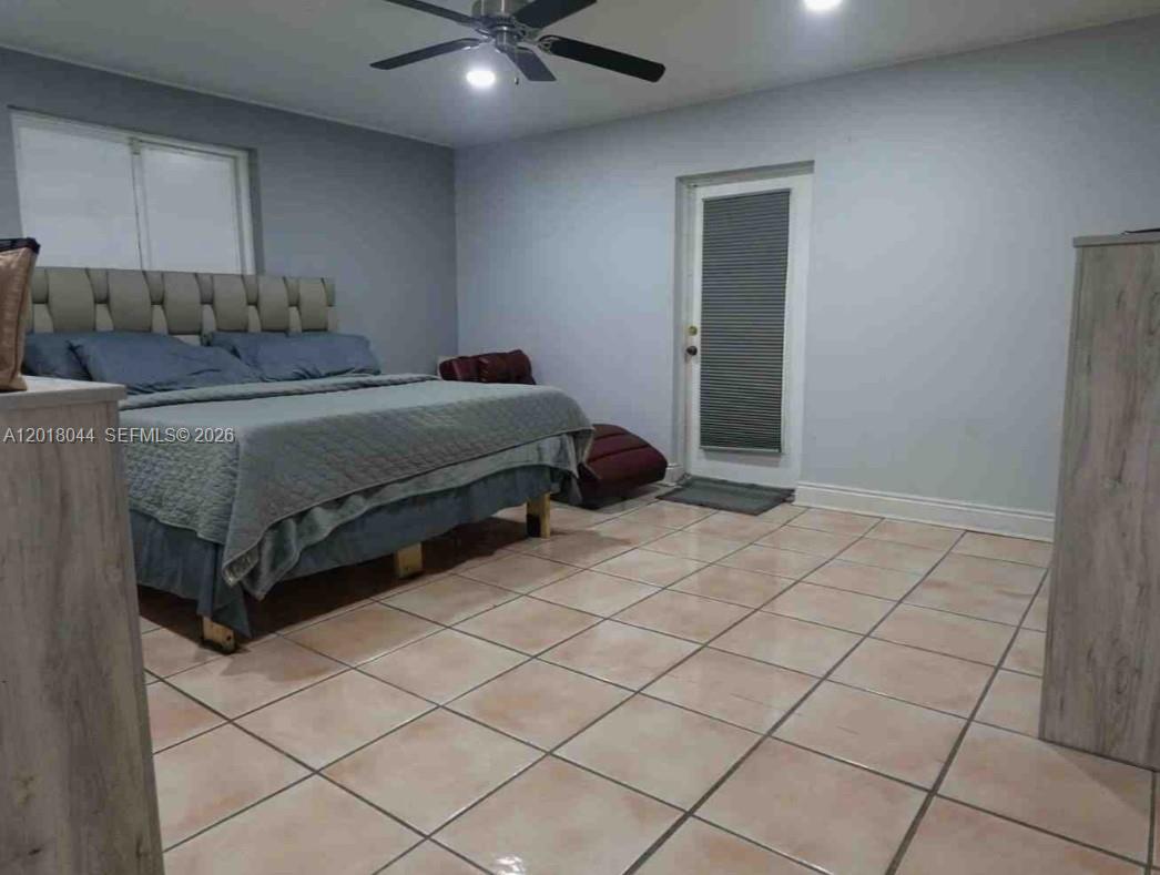9260 SW 164th St Palmetto Bay, FL 33157