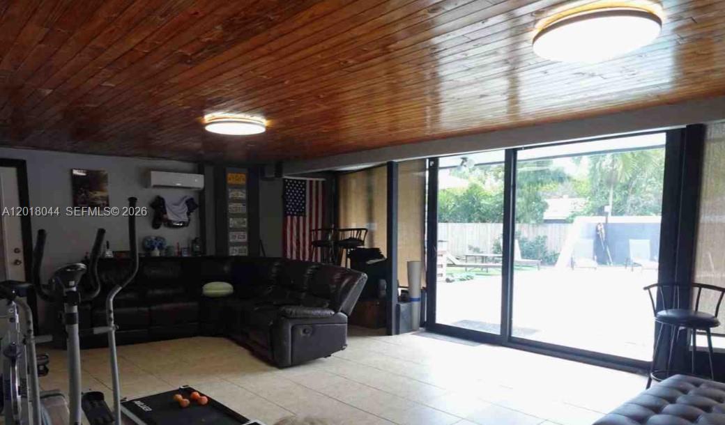 9260 SW 164th St Palmetto Bay, FL 33157