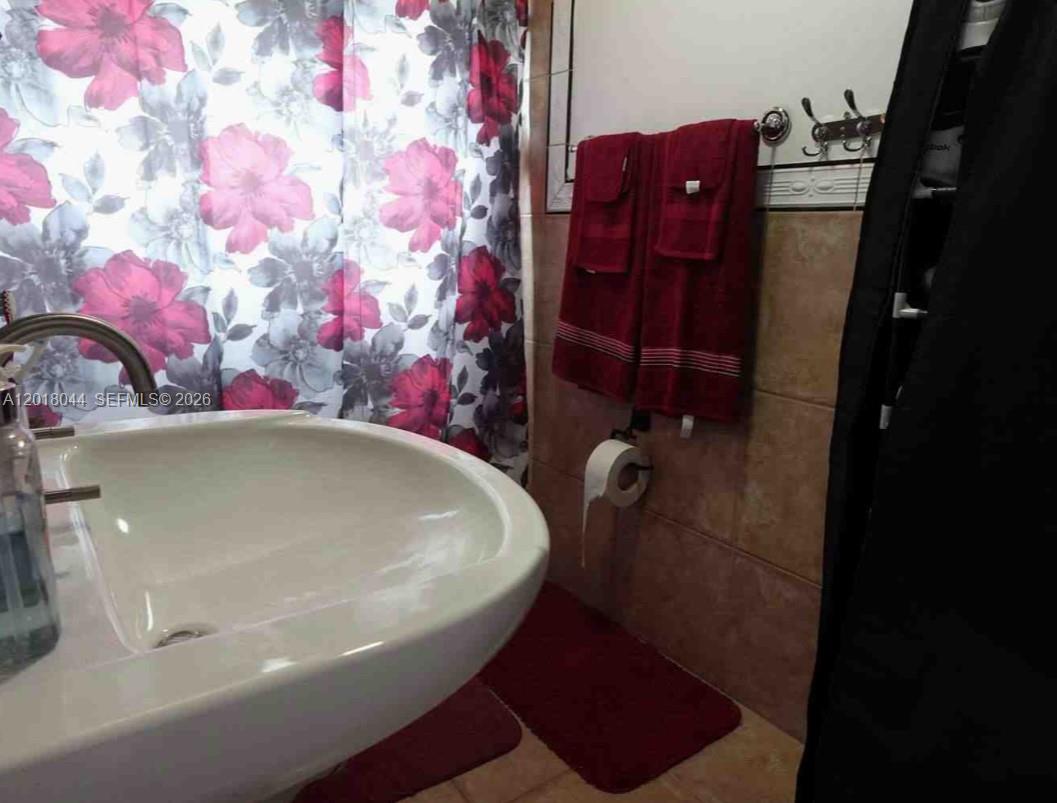 9260 SW 164th St Palmetto Bay, FL 33157