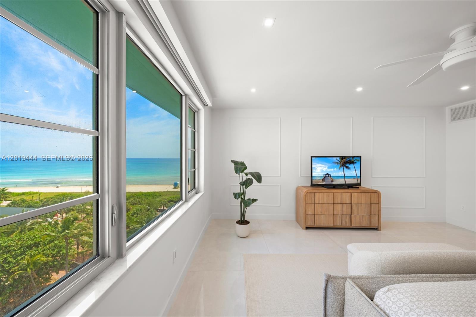 5255 Collins Ave #8F Miami Beach, FL 33140