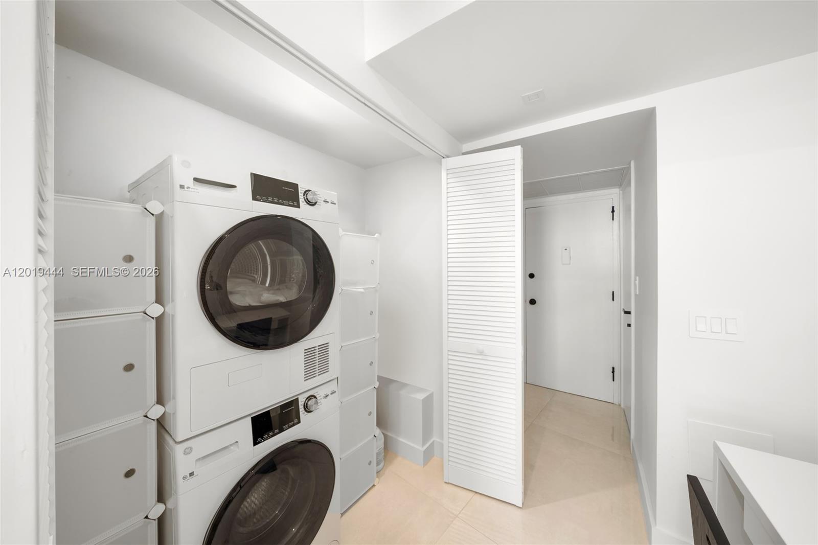5255 Collins Ave #8F Miami Beach, FL 33140