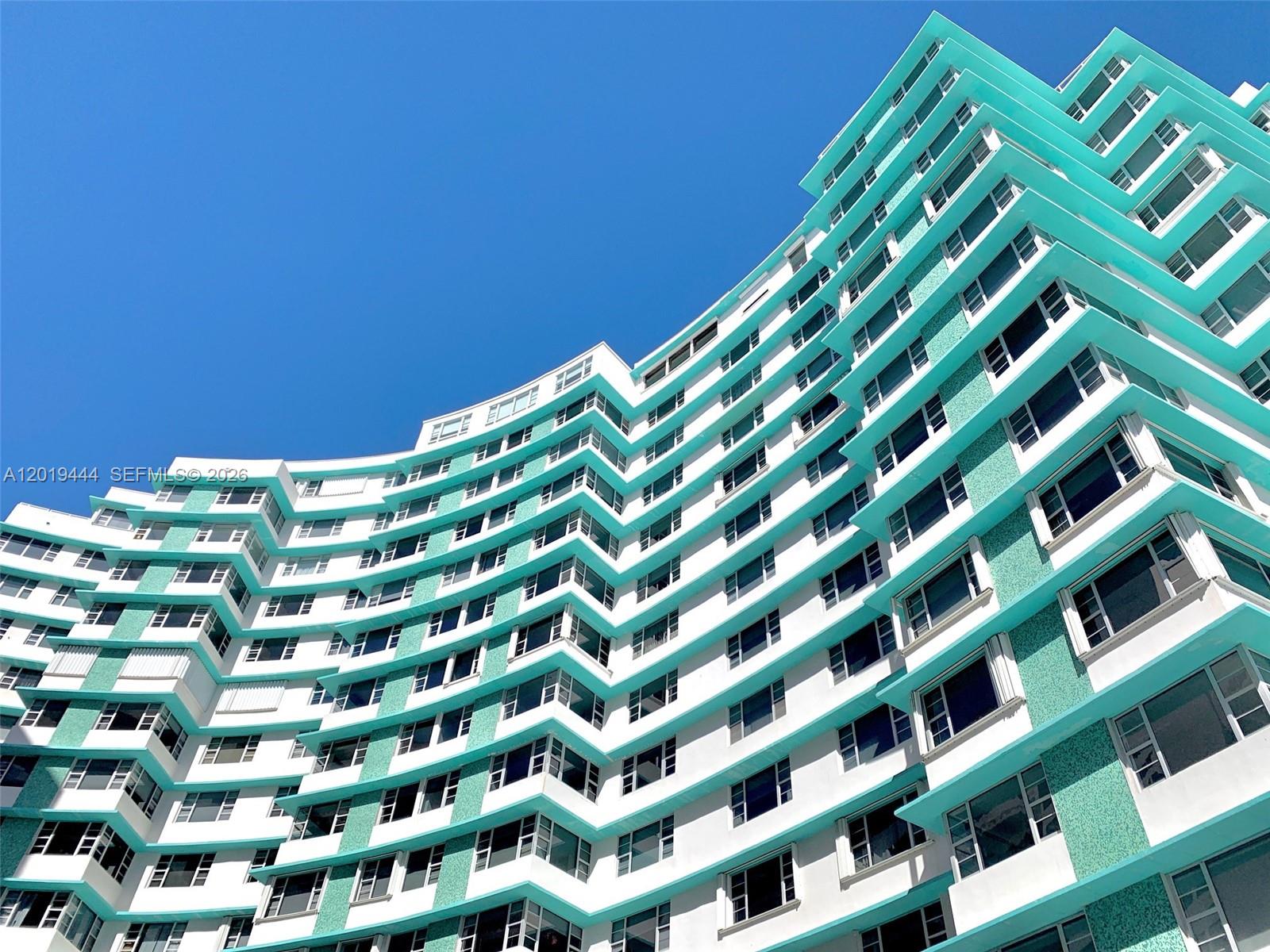 5255 Collins Ave #8F Miami Beach, FL 33140