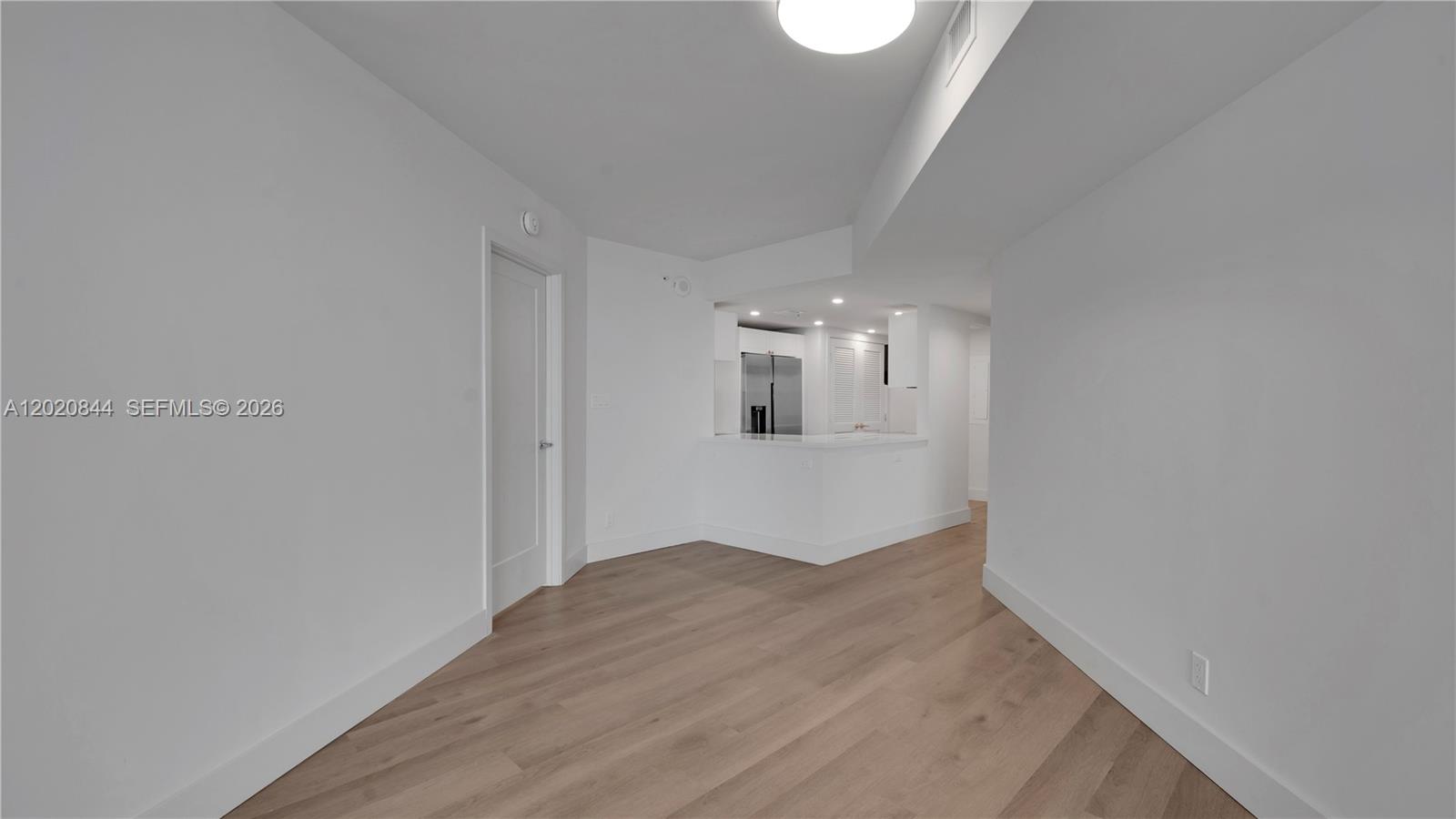 555 NE 34th St #907 Miami, FL 33137