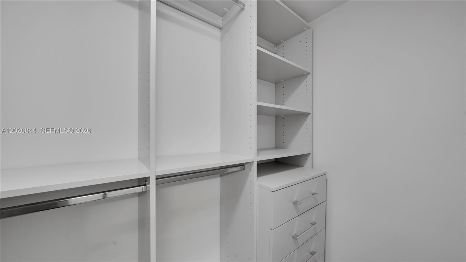 555 NE 34th St #907 Miami, FL 33137