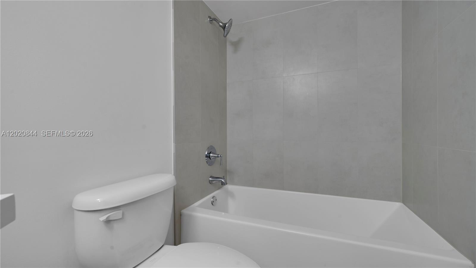 555 NE 34th St #907 Miami, FL 33137