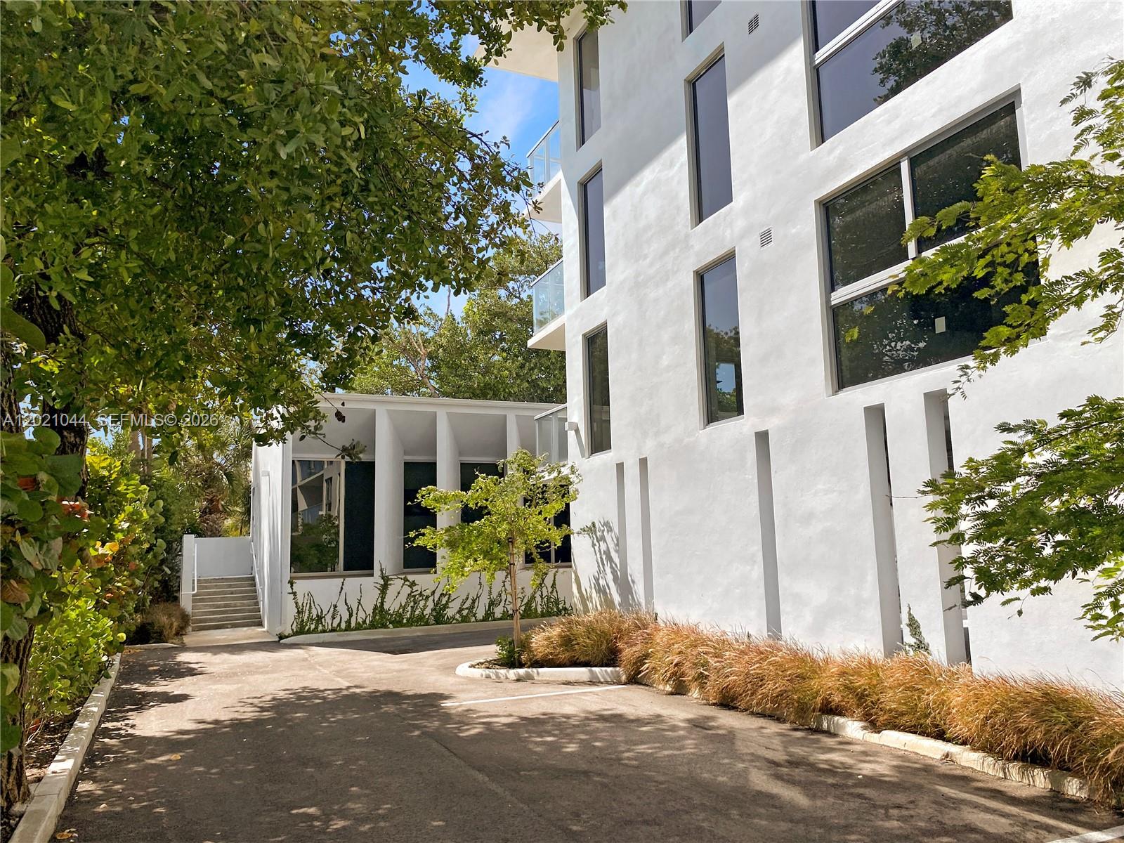 10250 Collins Ave #408 Bal Harbour, FL 33154