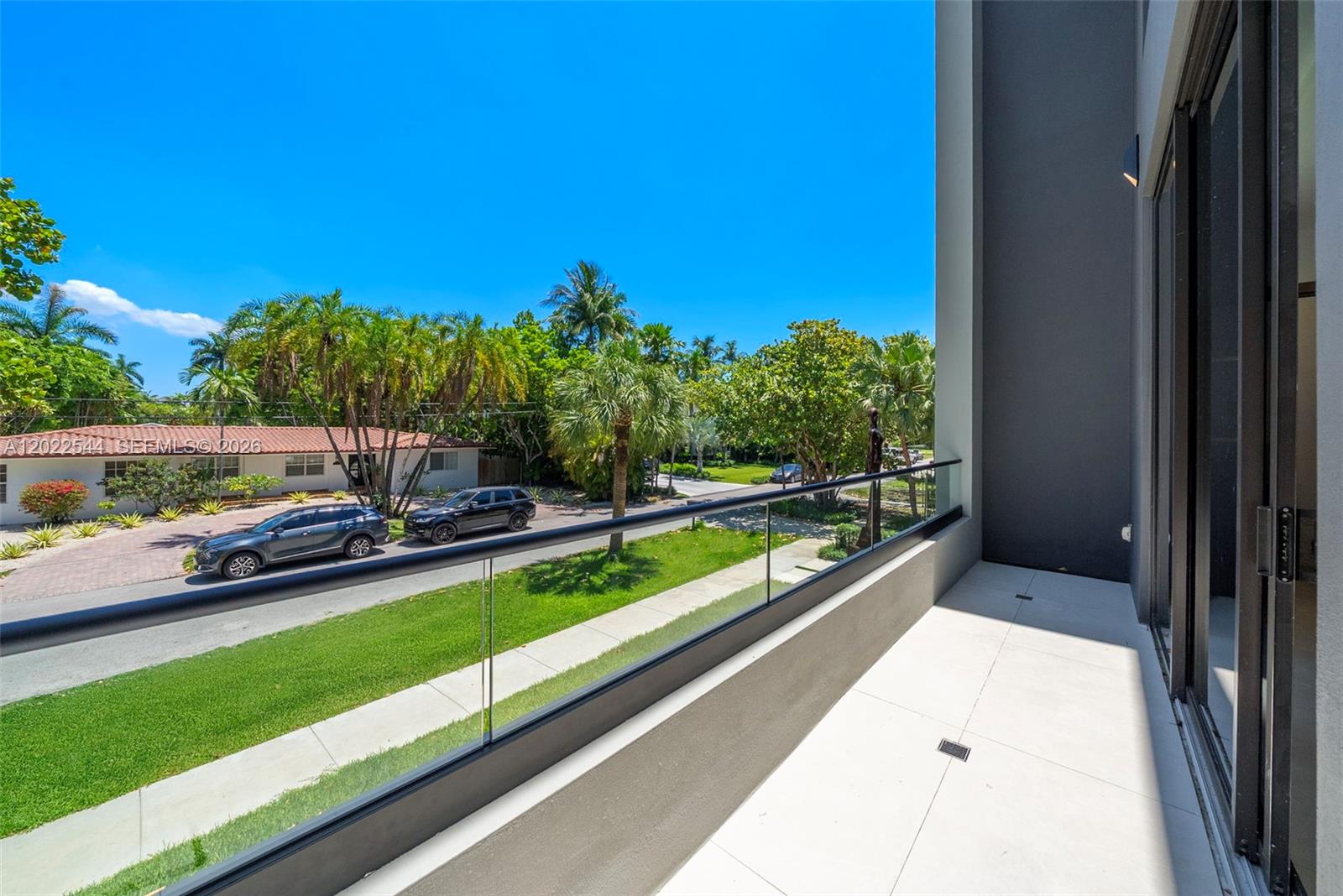 900 NE 75th St Miami, FL 33138