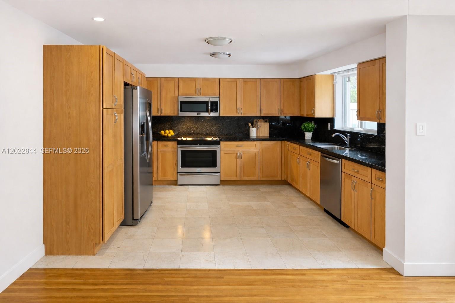 2965 W Trade Ave Miami, FL 33133