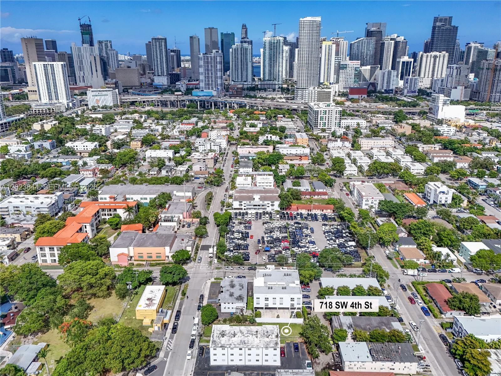 718 SW 4th St Miami, FL 33130