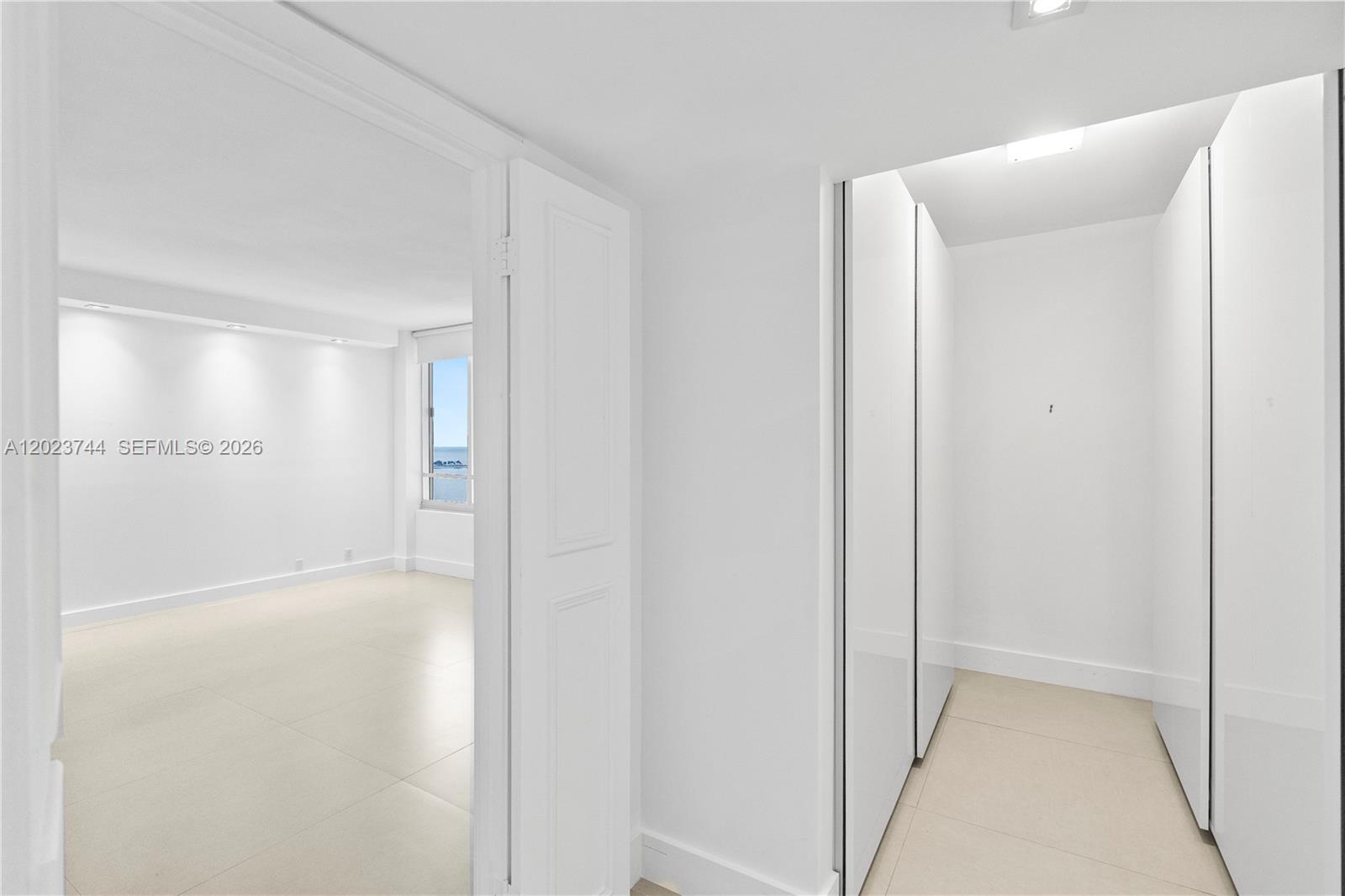 1541 Brickell Ave #C1607 Miami, FL 33129