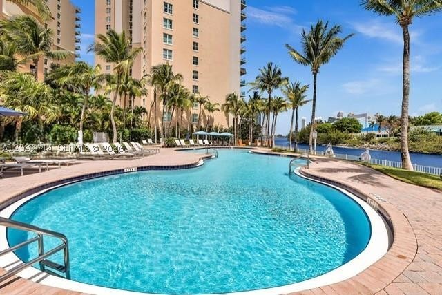 image Aventura Marina 230