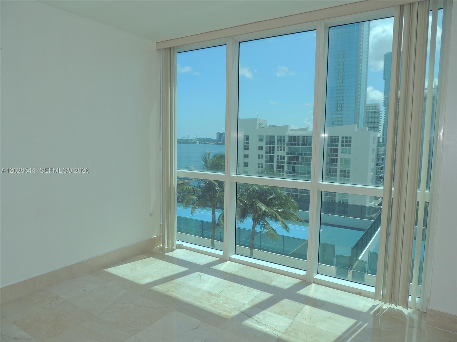 image Platinum Condominium2