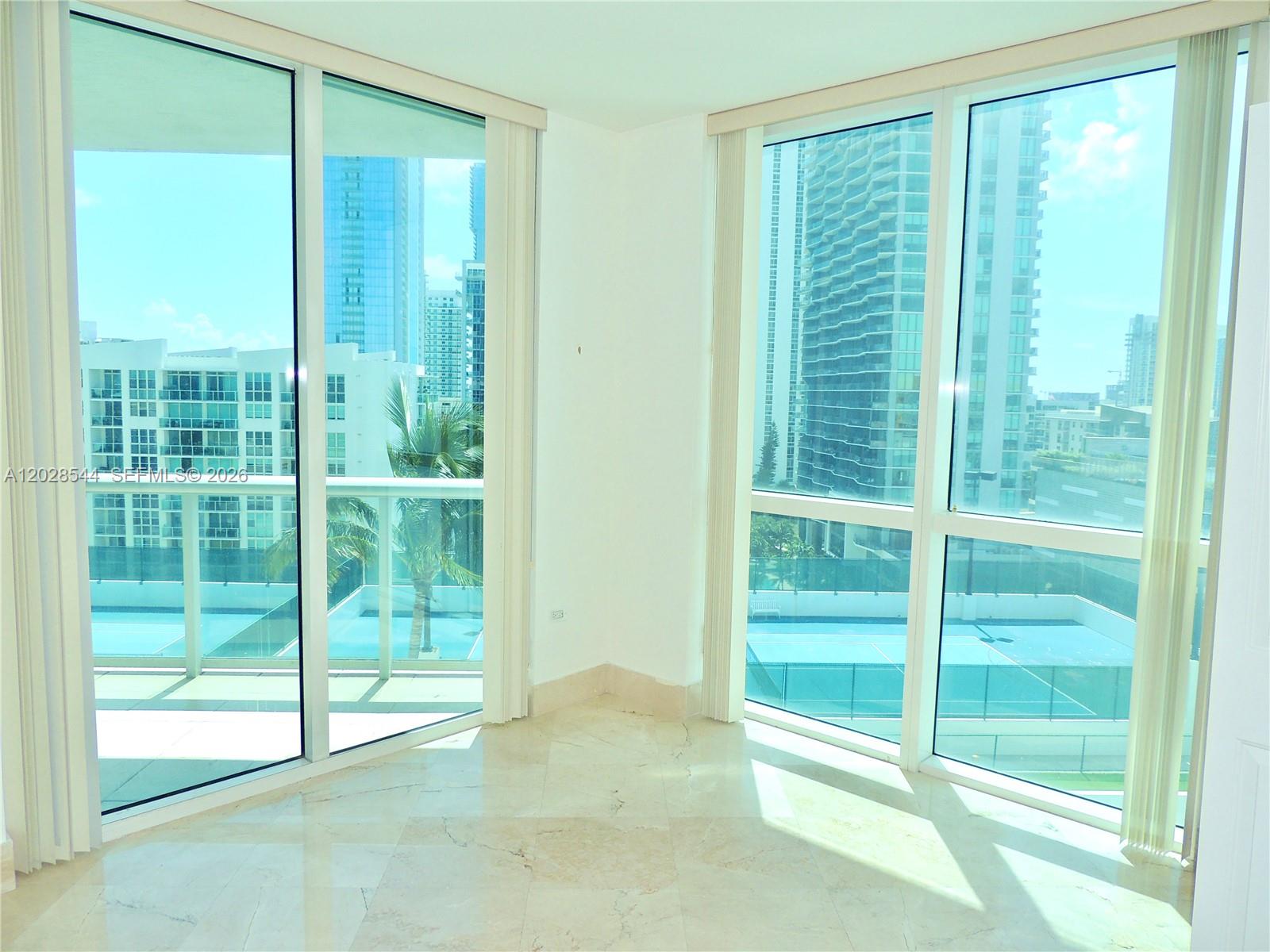 image Platinum Condominium3