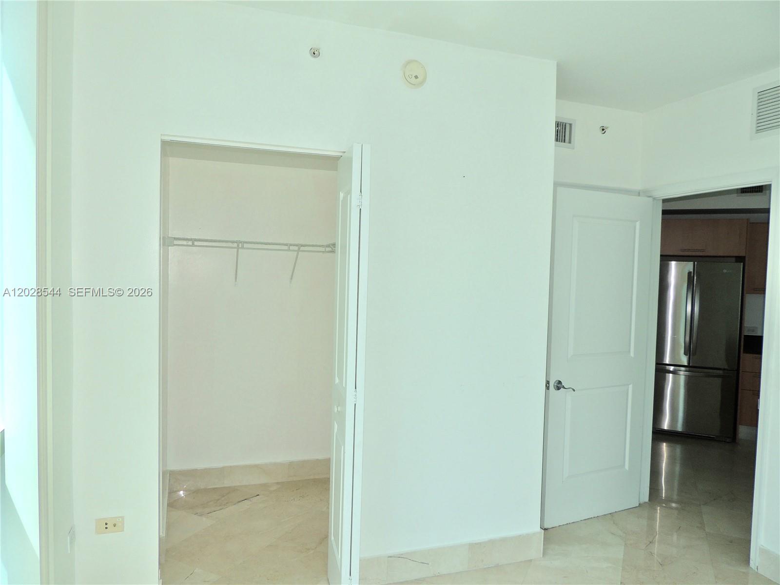 image Platinum Condominium5