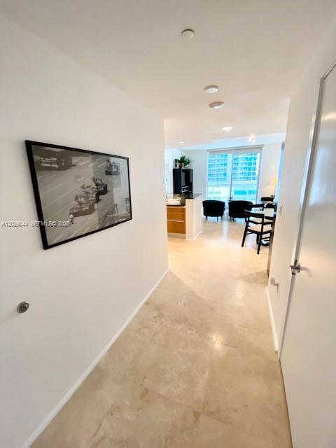 1060 Brickell Ave #2003