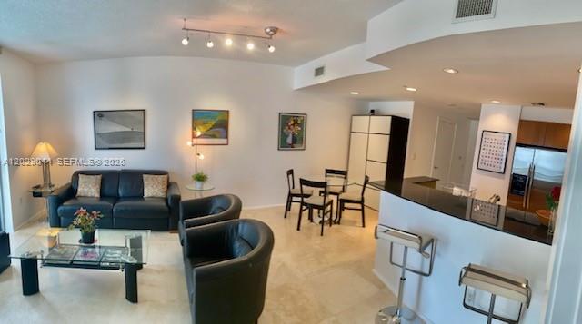 1060 Brickell Ave #2003 Miami, FL 33131