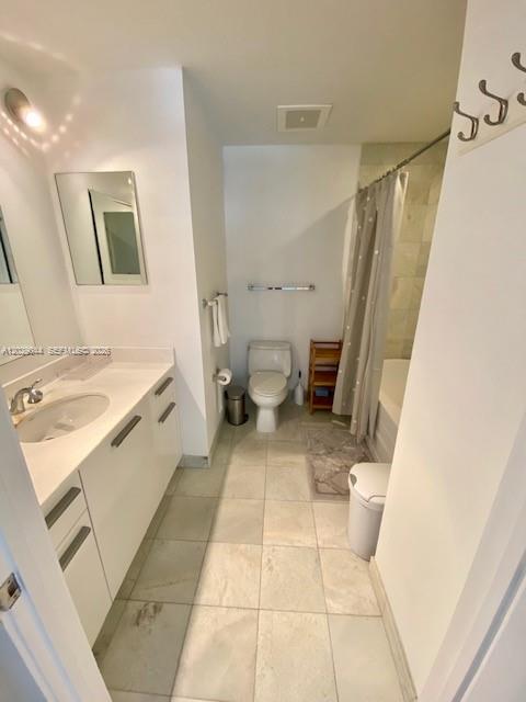 1060 Brickell Ave #2003 Miami, FL 33131