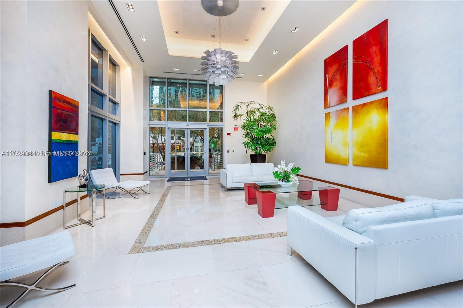 1060 Brickell Ave #2003 Miami, FL 33131