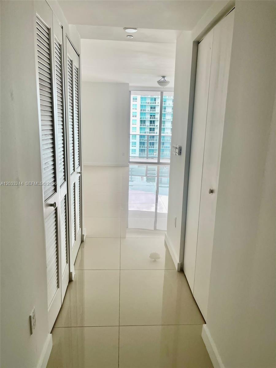 image Aria on the Bay15