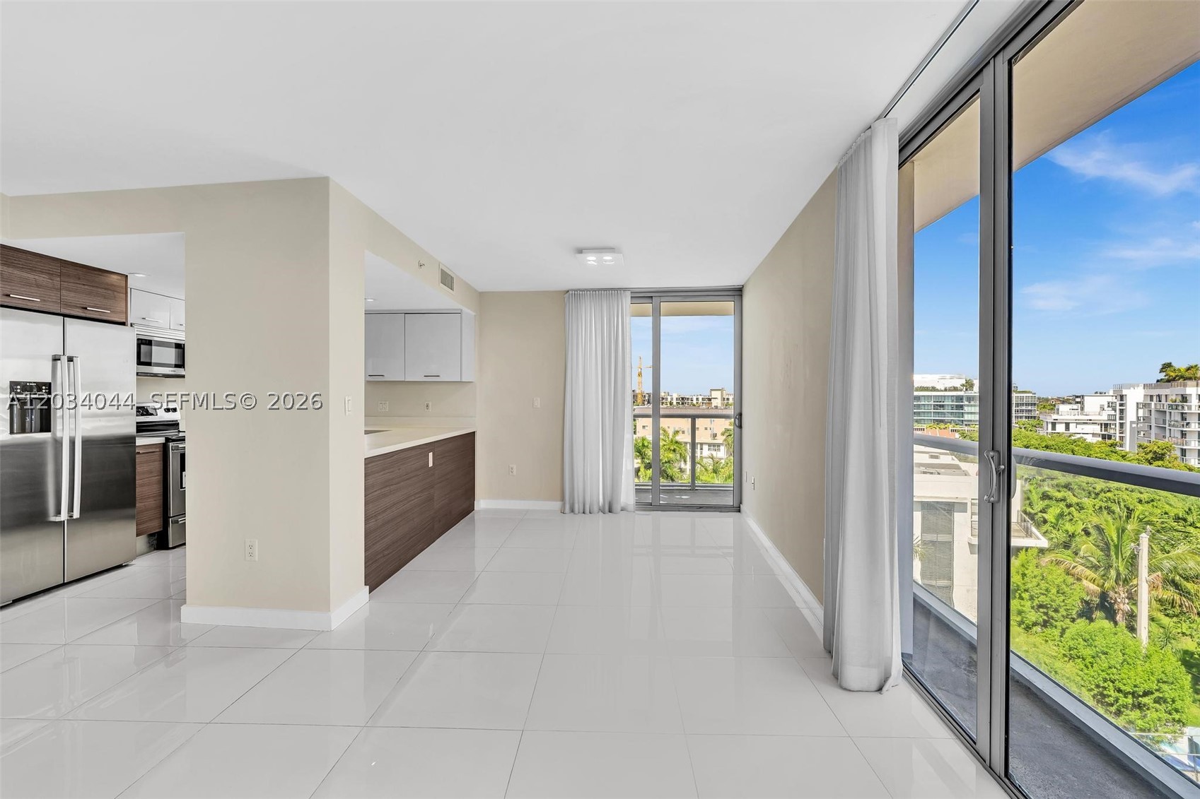 9901 E Bay Hbr Dr #803