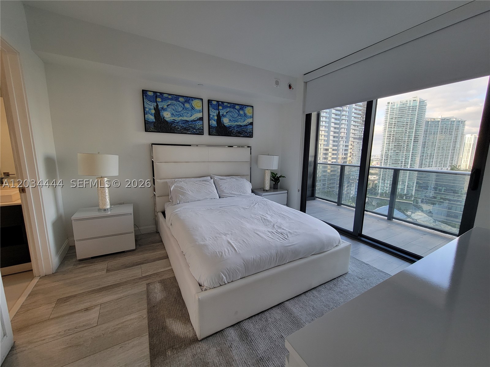 image Brickell Heights East10