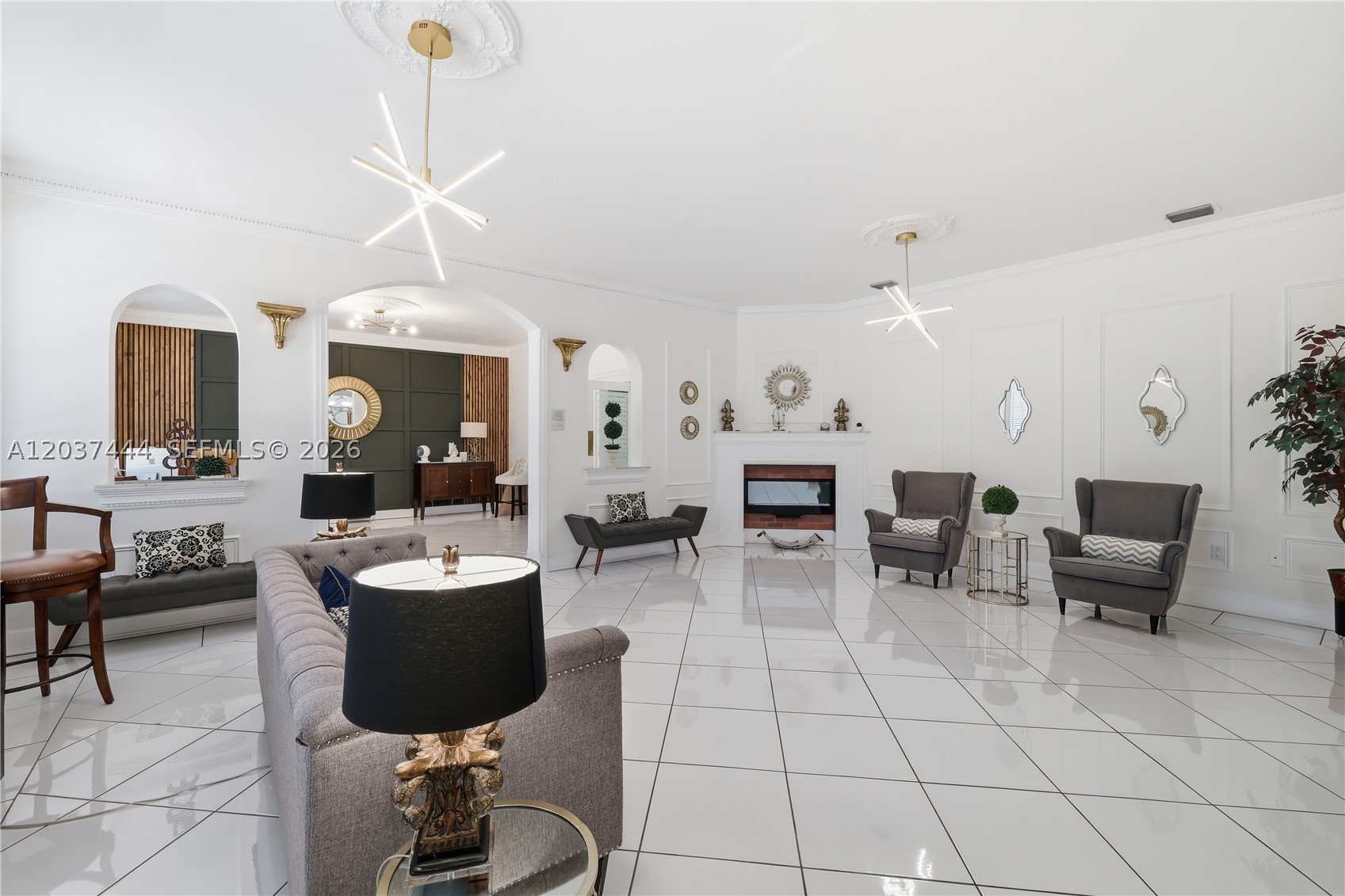12201 SW 92nd Ave Miami, FL 33176