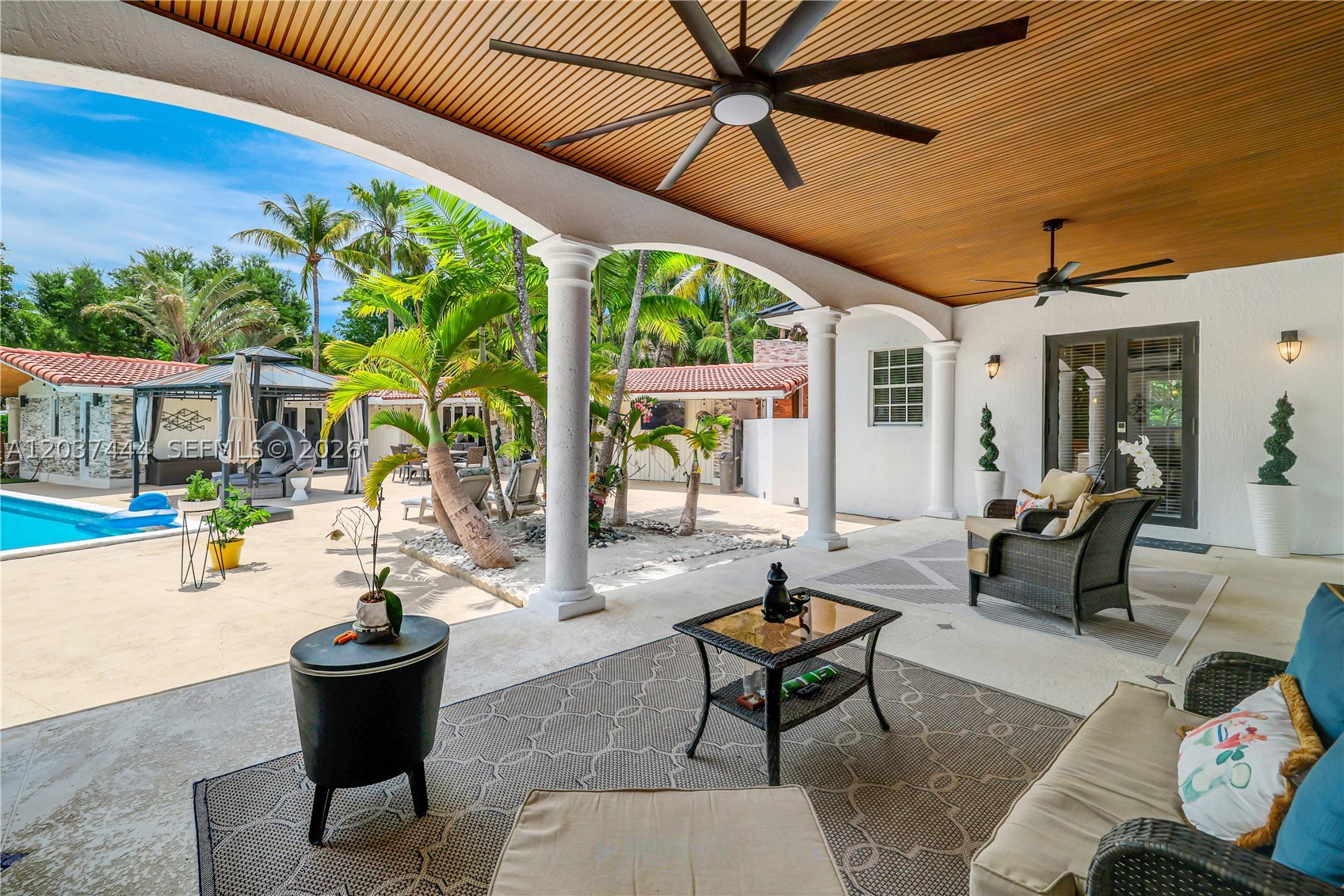 12201 SW 92nd Ave Miami, FL 33176