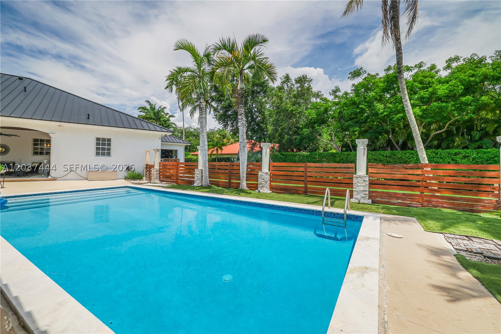 12201 SW 92nd Ave Miami, FL 33176