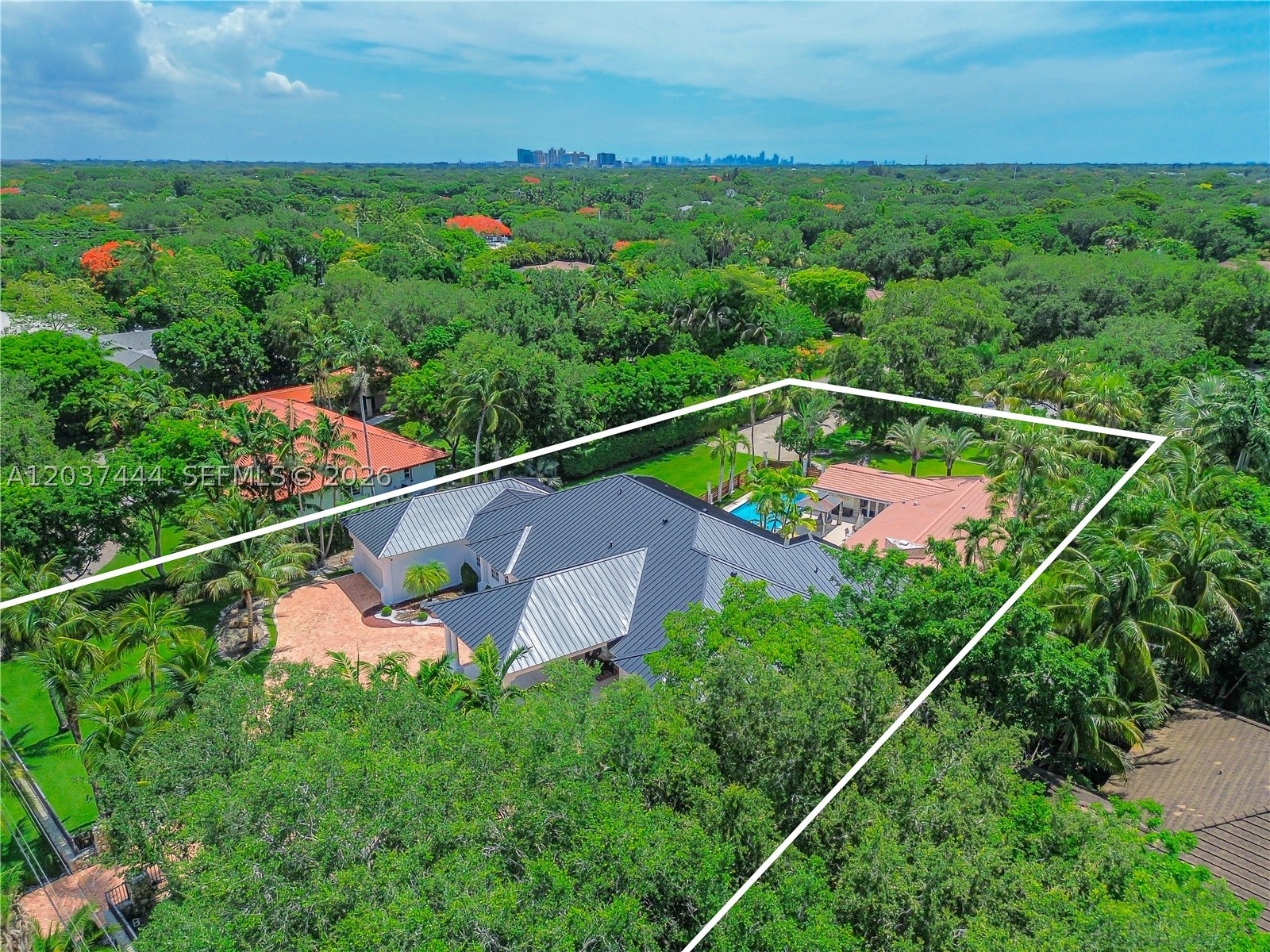 12201 SW 92nd Ave Miami, FL 33176