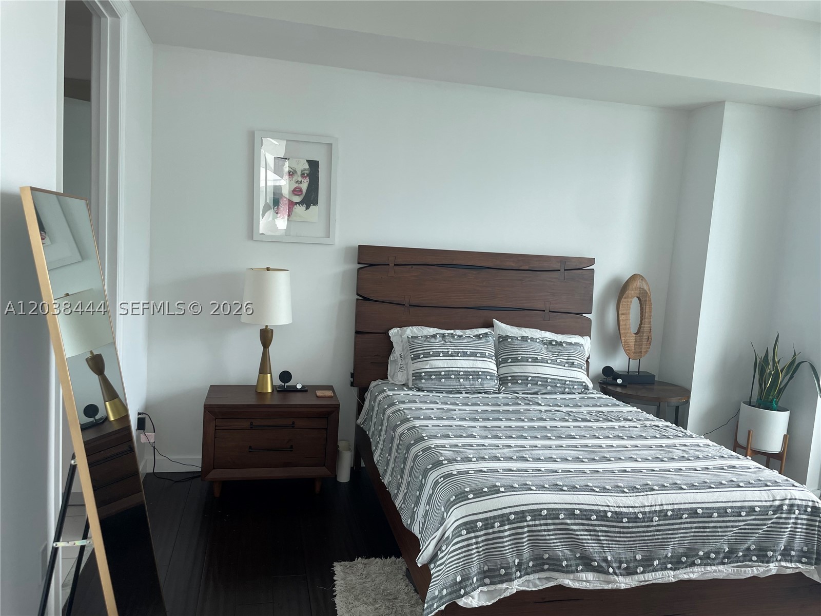 image 500 Brickell West15