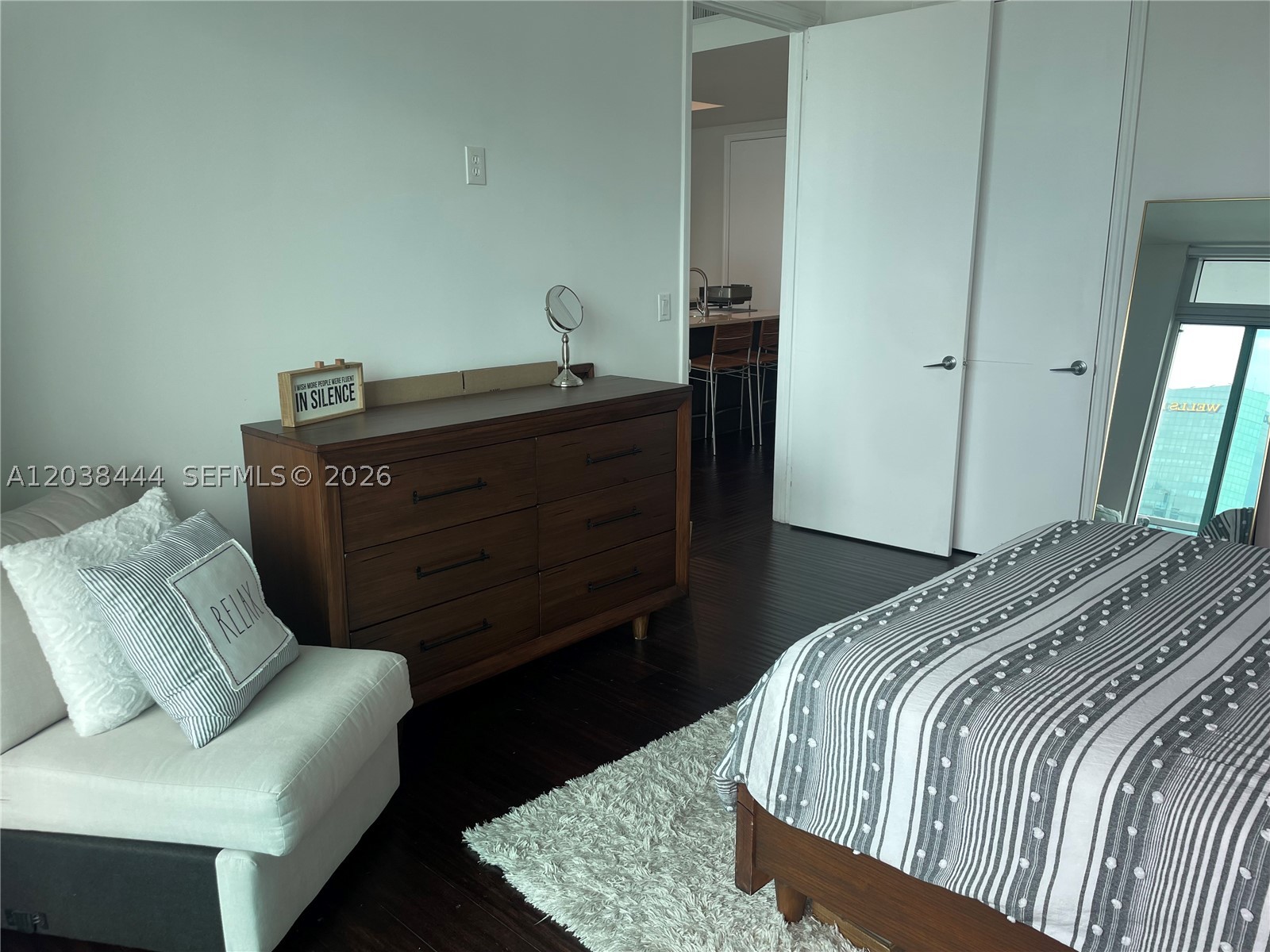 image 500 Brickell West16