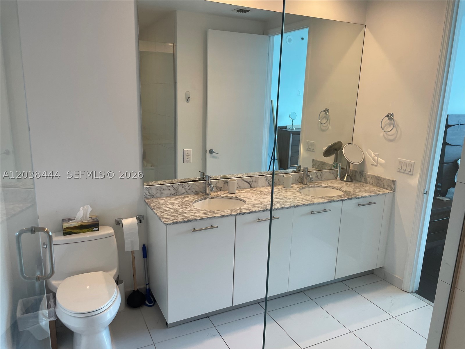 image 500 Brickell West18