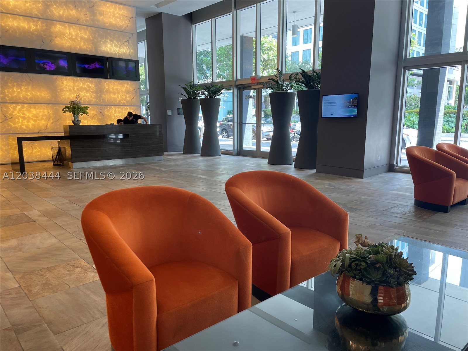 image 500 Brickell West24