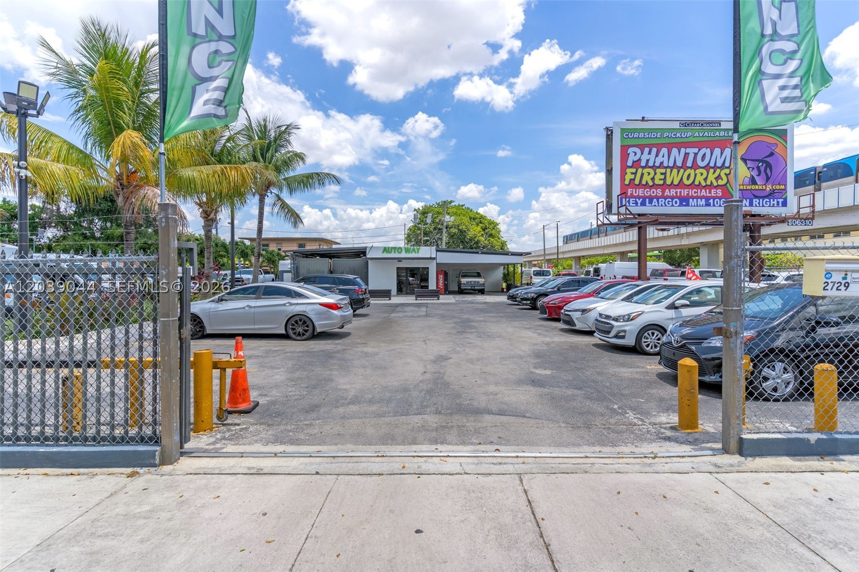 2729 NW 56th St Miami, FL 33142